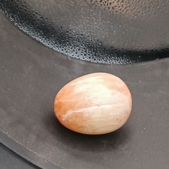 Orange White Polished Stone Egg Paperweight 2.5" Carved Onyx - Picture 9 of 9